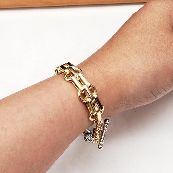 2 Tone Silver and Gold Plated Necklace and Bracelet - Picture 16 of 16